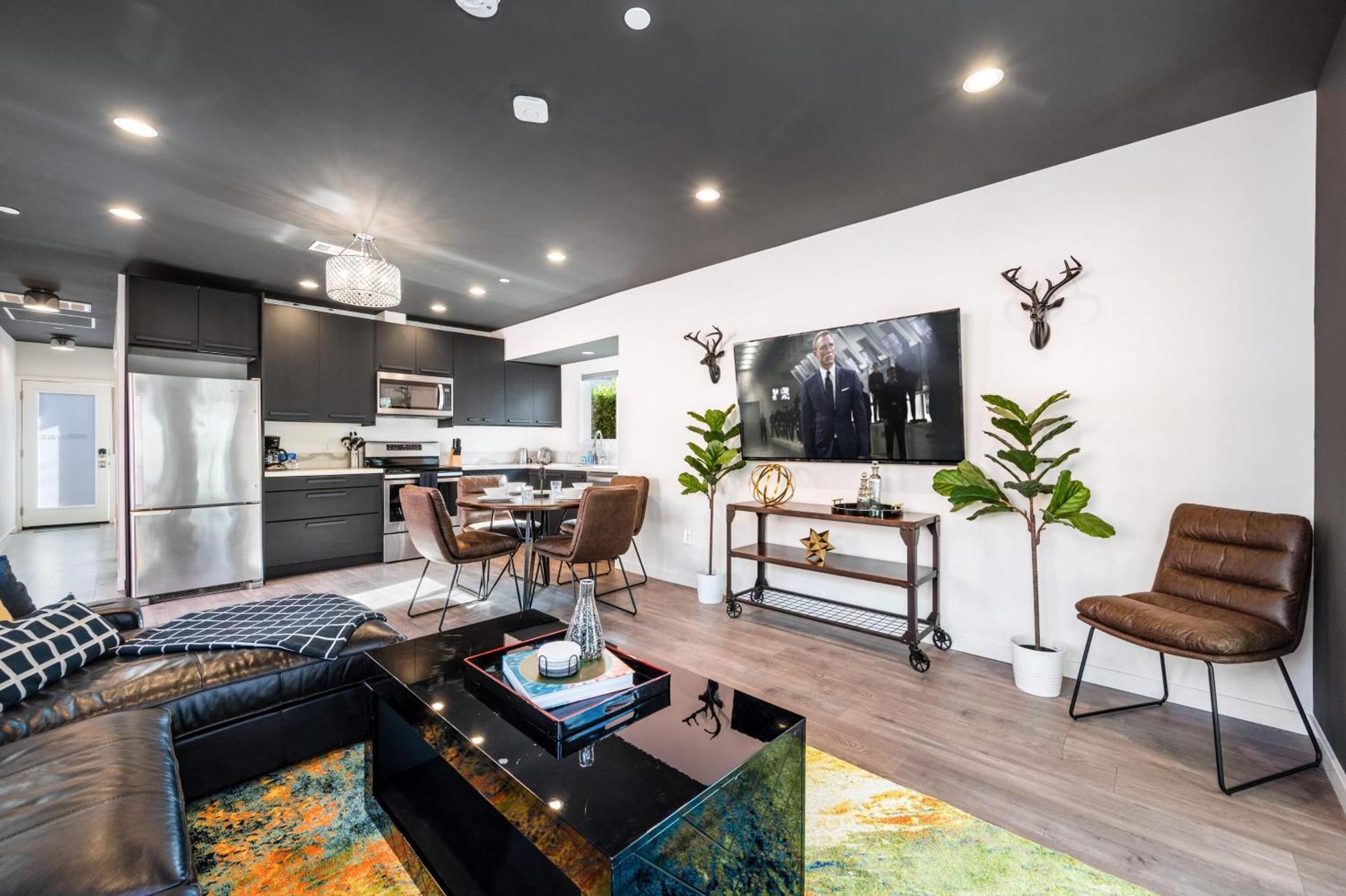 Rock N Roll By Avantstay Vibey Hollywood Retreat Steps To Attractions Los Angeles Exterior foto